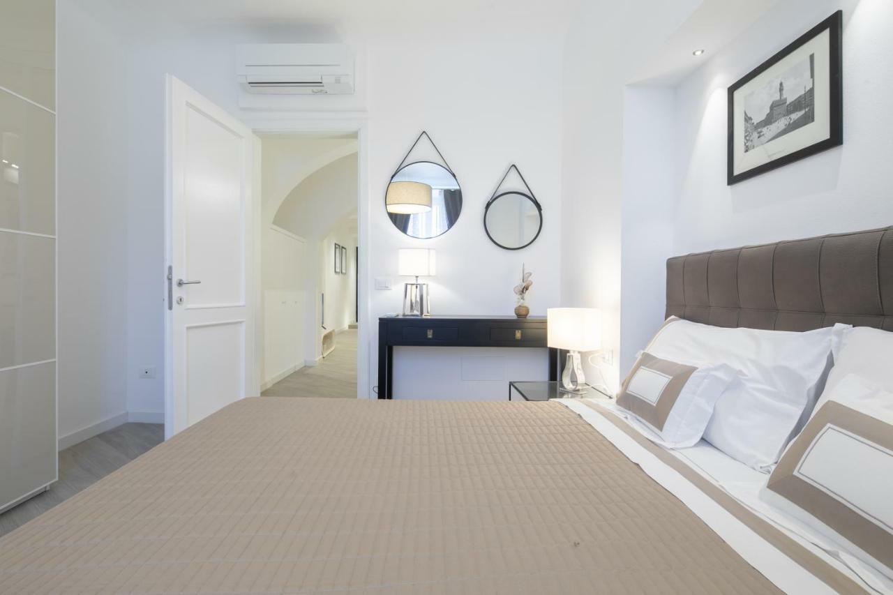 Palace Downtown Apartamento *